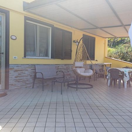 Casa Vacanza Villa Aurora Laureana Cilento Екстер'єр фото