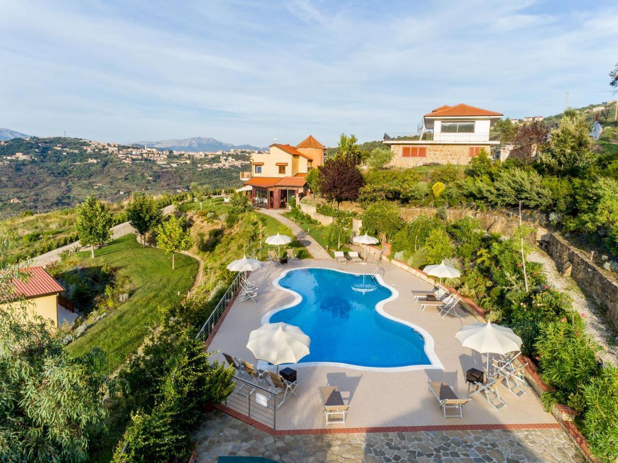 Casa Vacanza Villa Aurora Laureana Cilento Екстер'єр фото