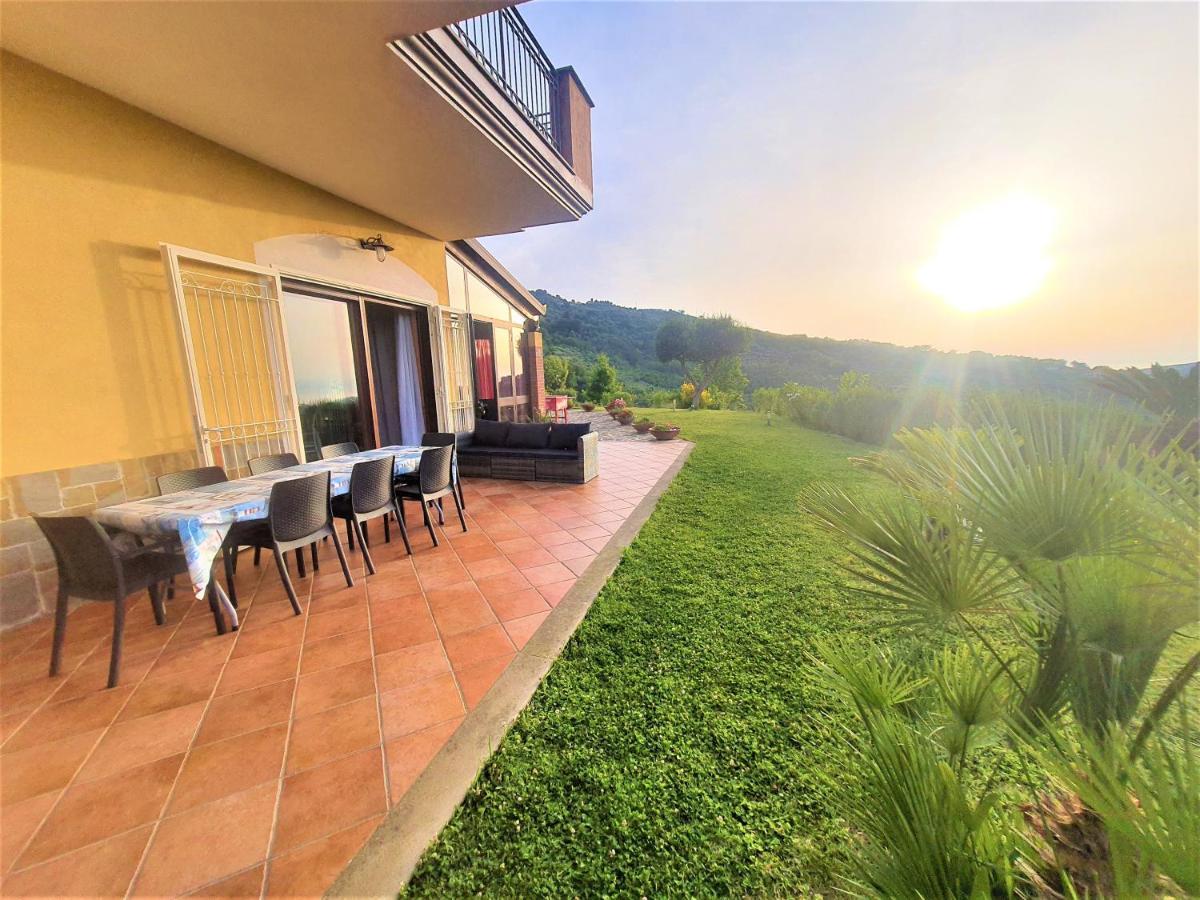Casa Vacanza Villa Aurora Laureana Cilento Екстер'єр фото