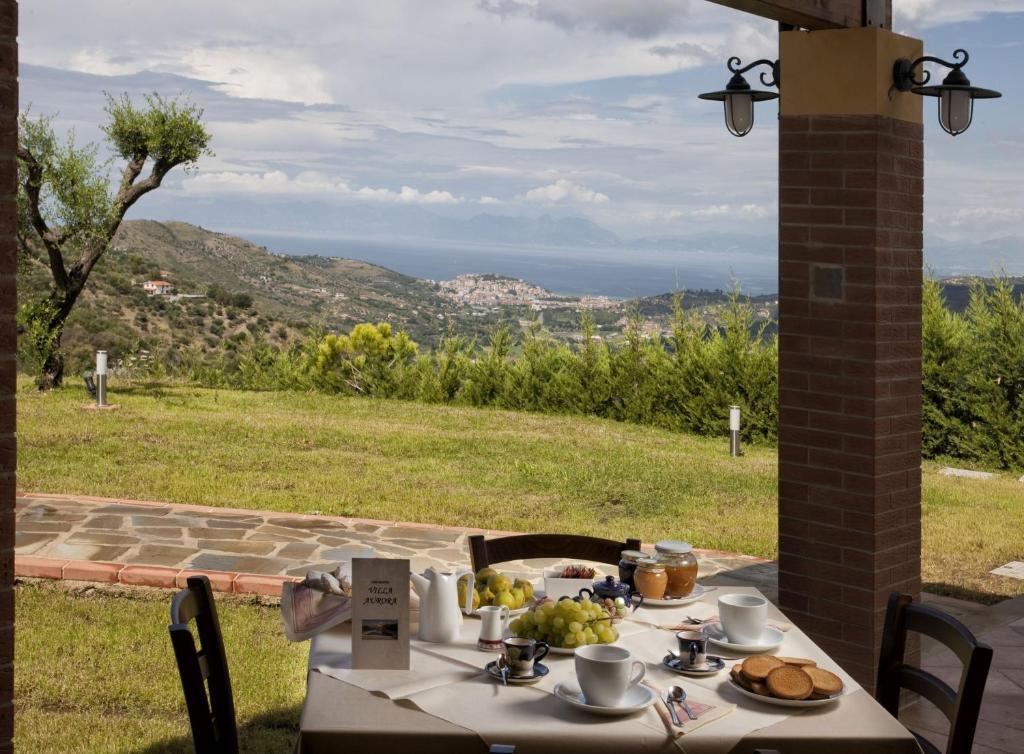 Casa Vacanza Villa Aurora Laureana Cilento Екстер'єр фото