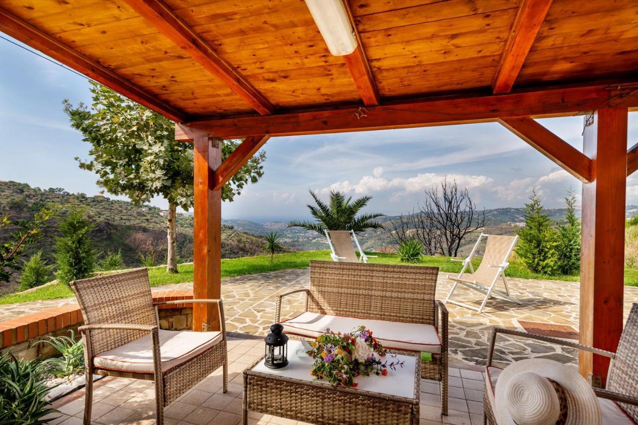 Casa Vacanza Villa Aurora Laureana Cilento Екстер'єр фото