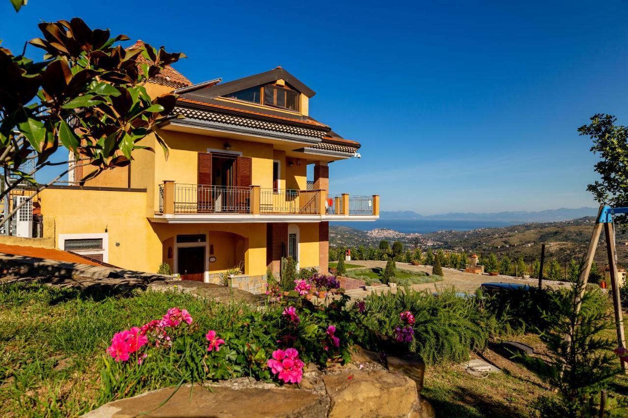 Casa Vacanza Villa Aurora Laureana Cilento Екстер'єр фото