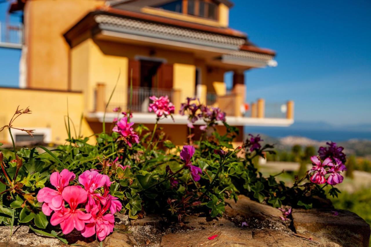 Casa Vacanza Villa Aurora Laureana Cilento Екстер'єр фото